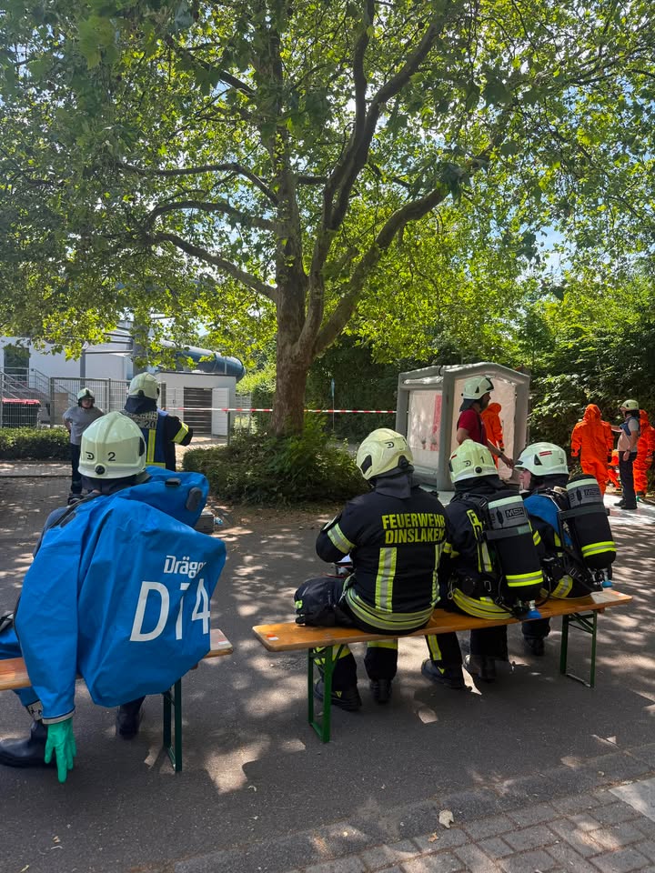 — Feuerwehreinsatz im DINamare – Badebetrieb läuft weiter —